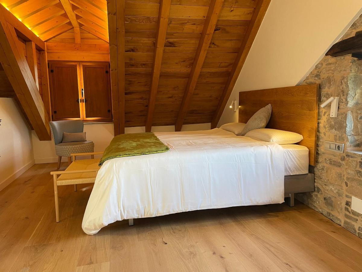 Boutique Finca Esencial Вилафранка дел Биерсо Екстериор снимка