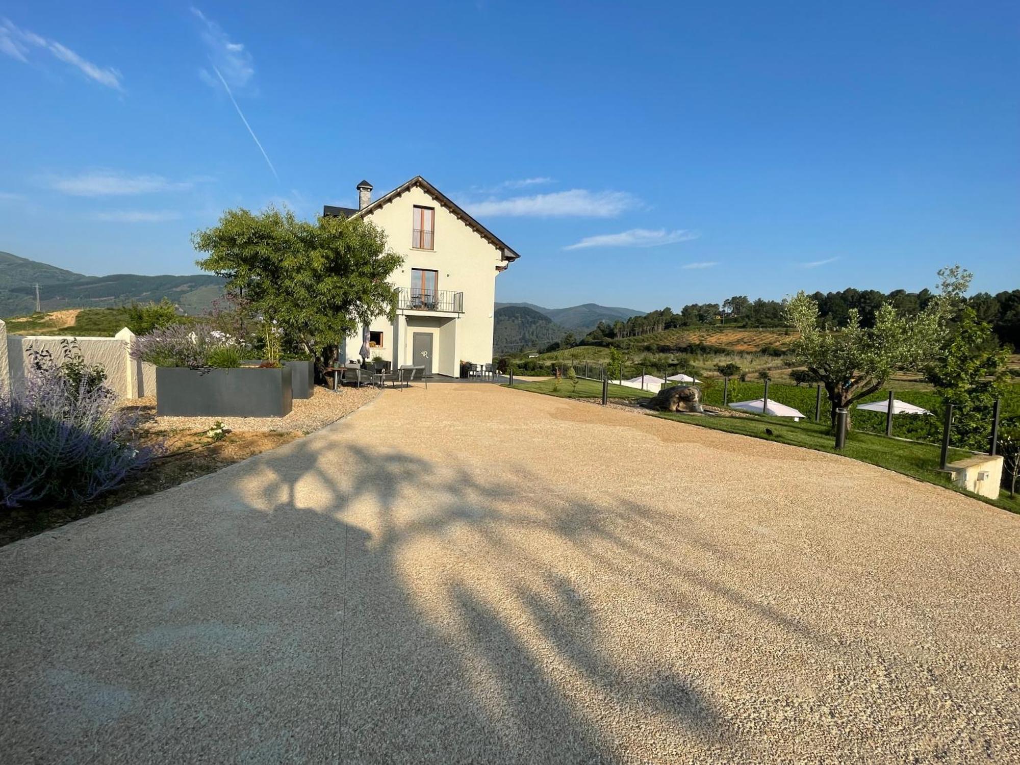 Boutique Finca Esencial Вилафранка дел Биерсо Екстериор снимка